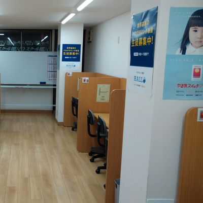 広々とした教室で授業に集中できる環境です