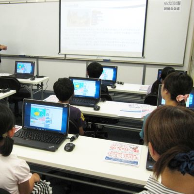 無料体験・説明会の講座説明の様子
