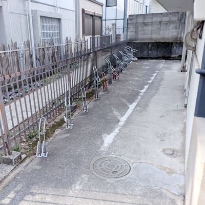 自転車通塾も安心。教室下に駐輪スペースがございます（要申請）。