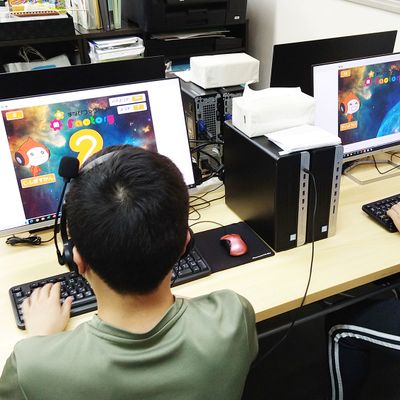 PCの基本操作から学べるので初心者でも安心。