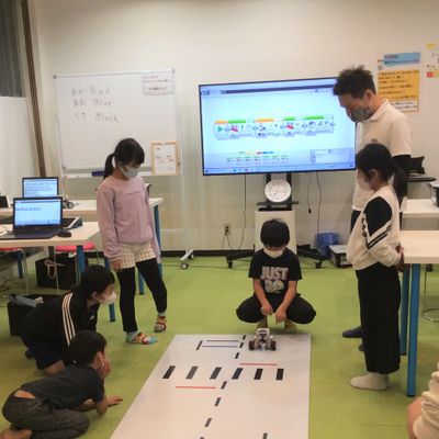 発表はみんなで見ます