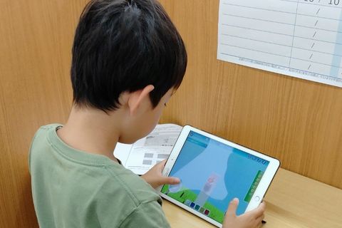 自分の発想力を活かして色々な作品を授業で作ります！