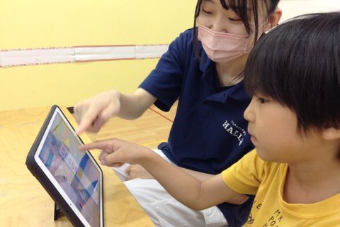 わからないところはコーチがやさしく教えてくれます！