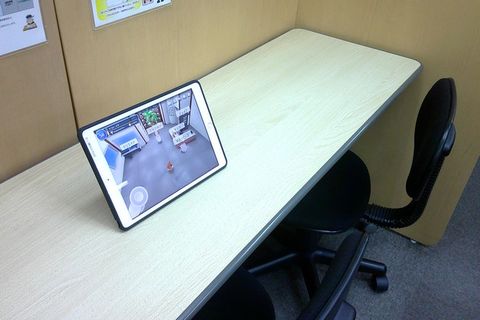 講師と一緒に学びます。優しい先生が教えてくれます！