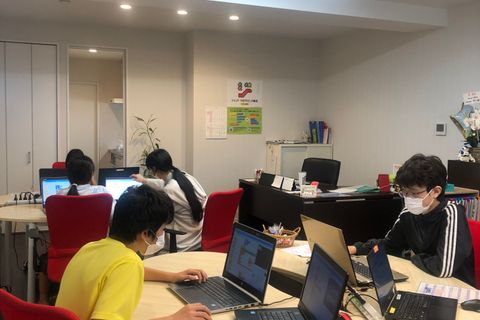 Python、scratchで1級を目指す子、入ったばかりの子色々です！
