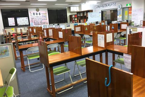 教室は明るく楽しい雰囲気です！