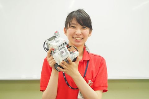 少人数制でやさしい先生が教えてくれます