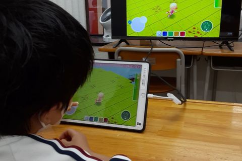 クリエイトの時間に、自分の世界を作っています。自分の世界が広がるのが嬉しいです。
