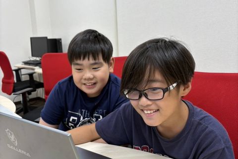 一緒にゲーム中