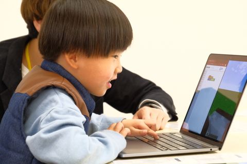 YouTuber風の動画教材でわかりやすく楽しく学べます。