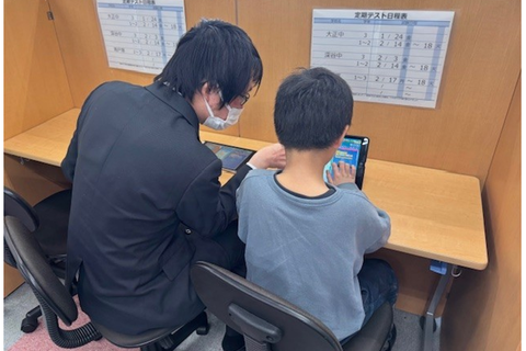 楽しくプログラミングを学べます！