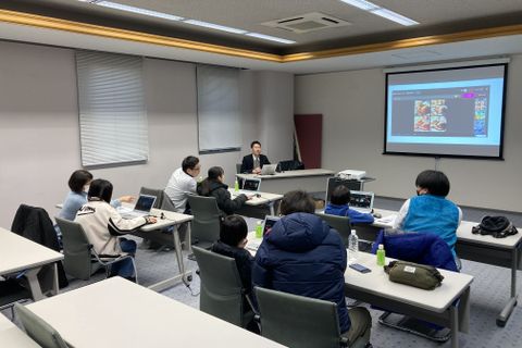 体験セミナーに約10名の方が参加してくれました。