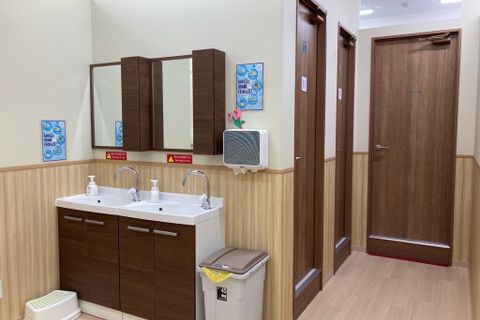 トイレは洋式で２個あります。水回りもきれいで清潔です。