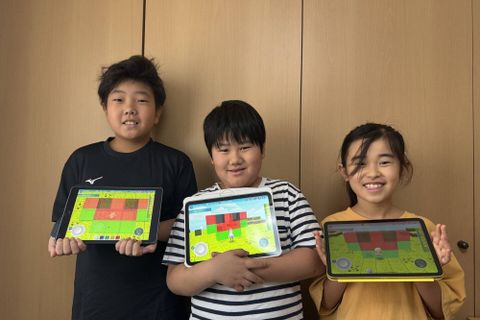 夏期講習ではスイカのドット絵を完成させました！