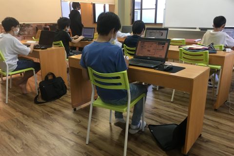 ひろびろ、自分のペースで進めることができます。