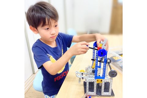 篭山滝ノ水校のレッスンの様子です。