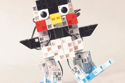 教材にはアーテックブロックを使用
