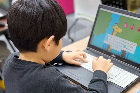 タイピング練習でPCスキル向上。プログラミングの土台を作る。