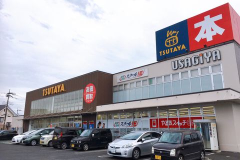 TSUTAYA宇都宮東簗瀬店の中にあります。