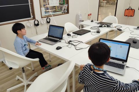 お友達と楽しく学び合い！