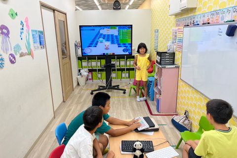 Playgramはプログラミングの基礎からコンピュータサイエンスまで楽しく学べる教材です!!