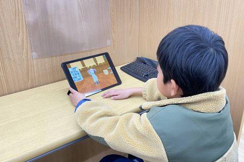 楽しくプログラミングを学べます！