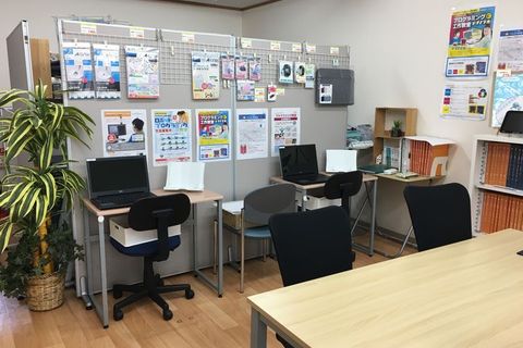 教室内（ロボットプログラミング授業スペース）