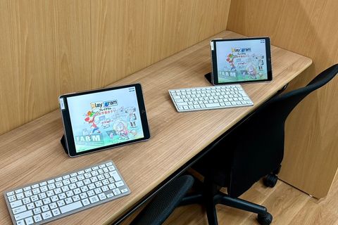 ゲーム感覚で本格的なプログラミングを学べます！