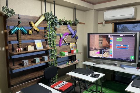 教室内はマイクラ尽くし！マインクラフトの世界観を詰め込んでいます。