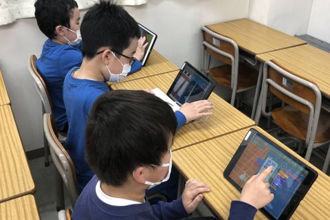 タイピングからプログラミングまで学べる本格的なレッスンです！