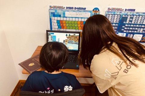 授業はダブルティーチングシステムを採用！
