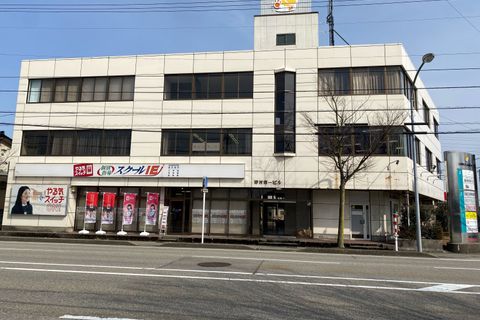 JR氷見線 越中中川駅より徒歩10分