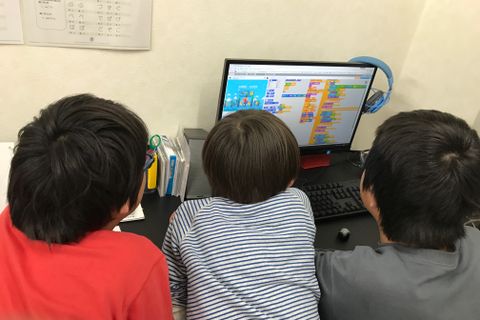 アイデアを出し合って問題を解決！