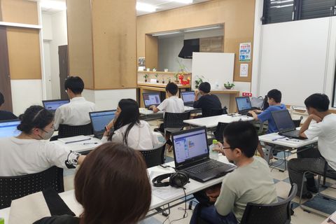 小学生～高校生までが一緒に受講しています