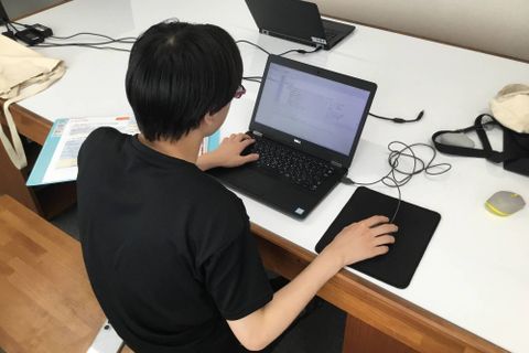 中学生のレッスン風景