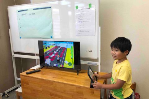 自信作をみんなの前で発表します。