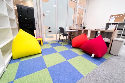 キッズプログラミングスクール8x9（ハック）ピオレ姫路校　サロンスペース