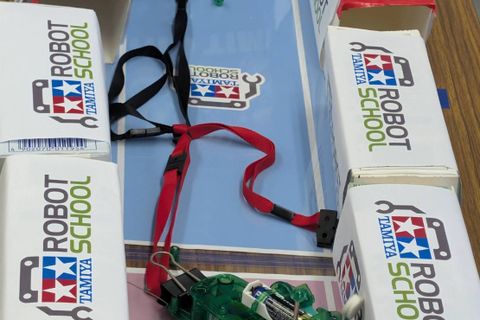 フィンキックメカで綱引き勝負！