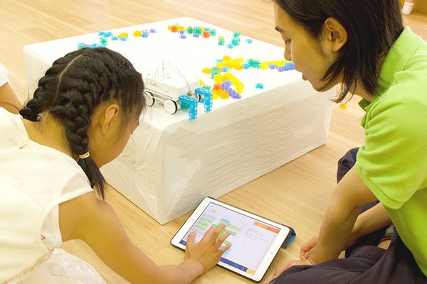 あそびの芽からひらめきの花を育てプログラミングで形にする子どもの未来