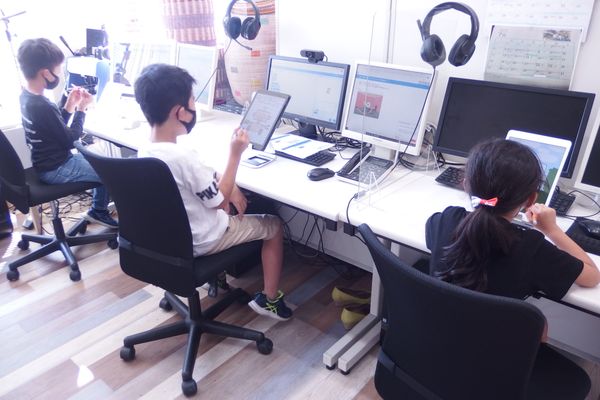 プログラミング・4講座展開中