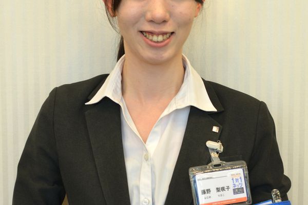 藤野　梨咲子