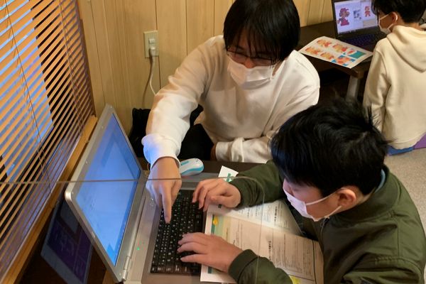 初級から上級まで個々に合わせた丁寧な指導による学習