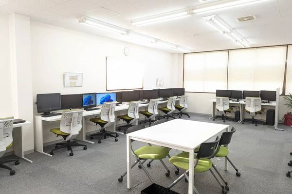 「できた！」を積み重ねる少人数制指導で、子供の自信と考える力を育む