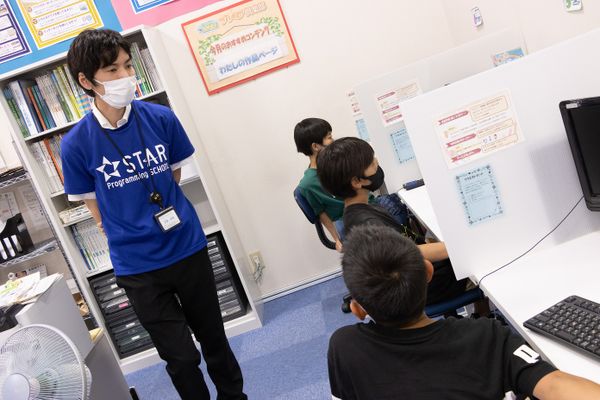 主役は子ども達。講師はサポート役に徹します。