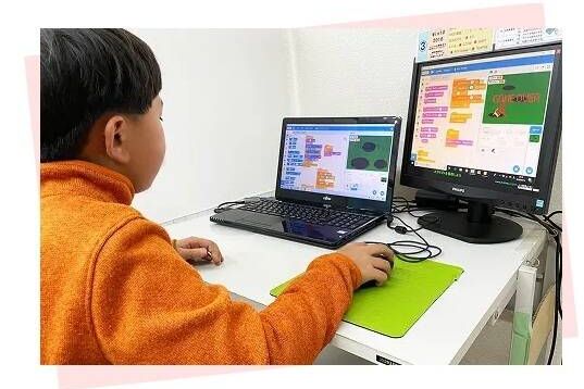 Scratchを使った直感学習が可能です