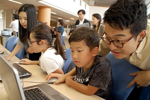 総務省「若年層に対するプログラミング教育普及推進」事業に選ばれました
