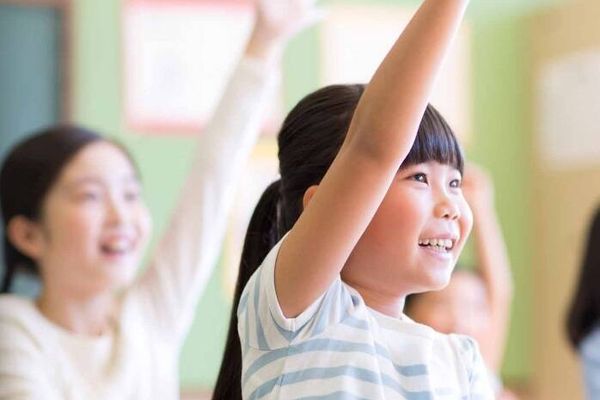 子どもの遊び心を刺激する8つの講座を用意！