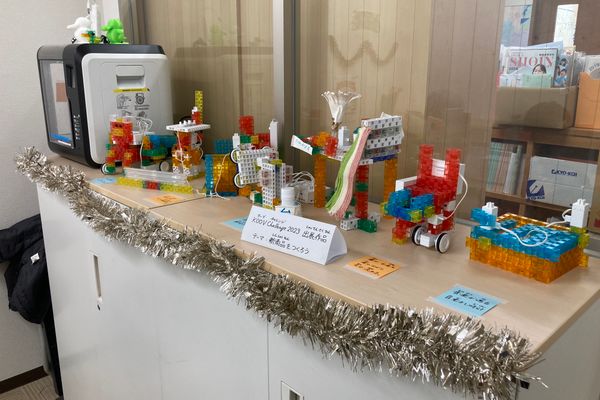 KOOV Challenge 2023 で生徒のみなさんが作った作品と、授業で自由に使える3Dプリンター【2023年12月撮影】