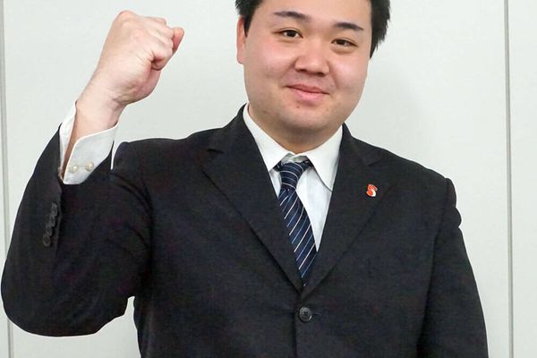角増紀彰