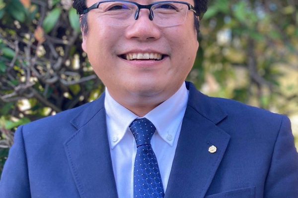 西田　修二